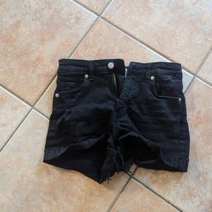 Size 4 H&M black denim shorts